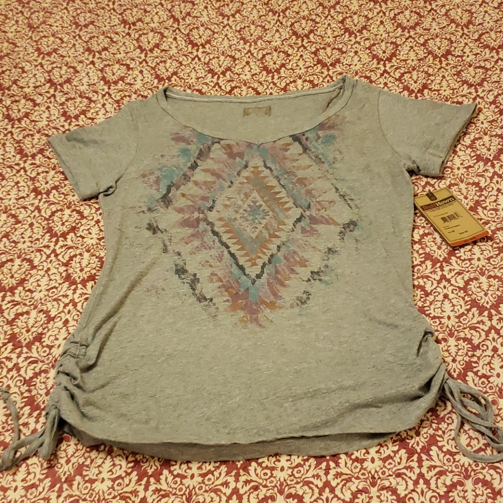 Gray tee, NWT